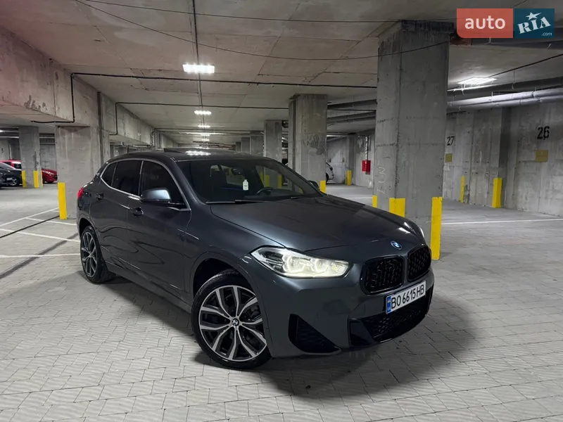 BMW X2