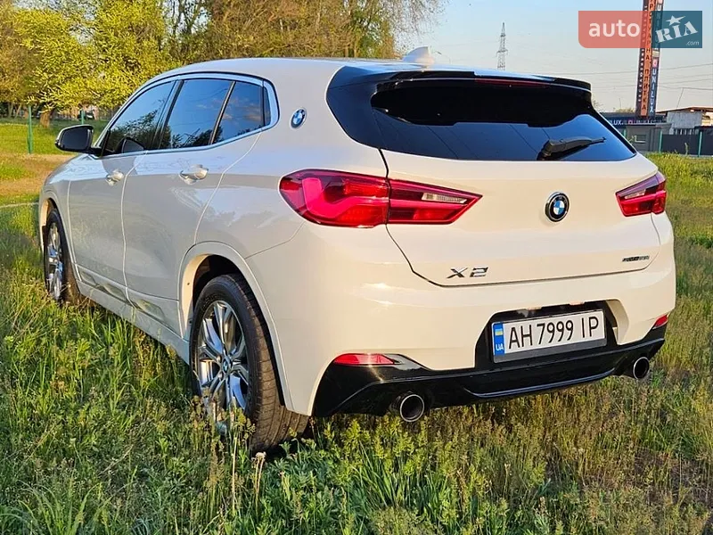 BMW X2
