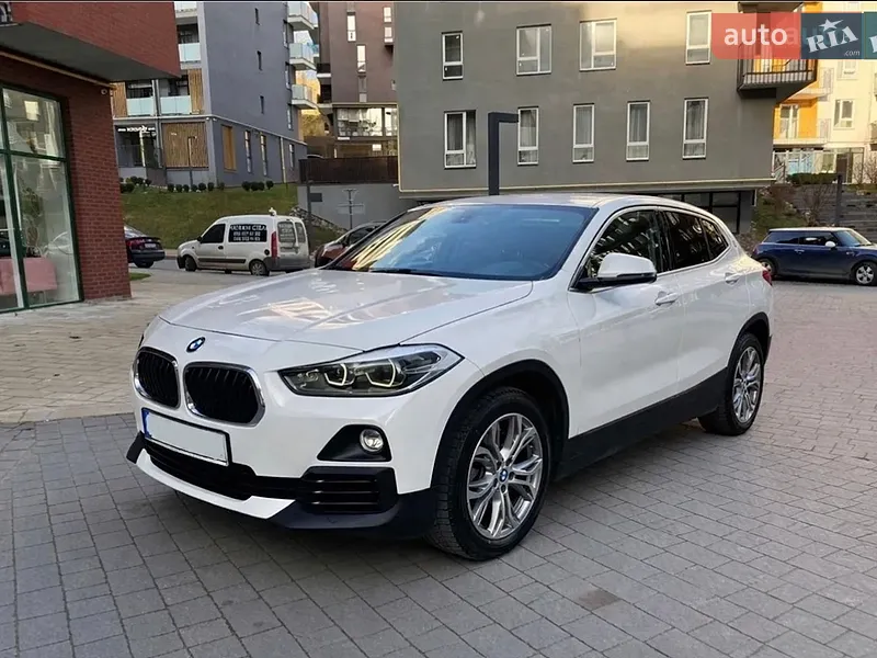 BMW X2