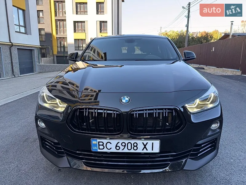 BMW X2