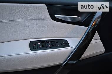 Позашляховик / Кросовер BMW X3 2009 в 