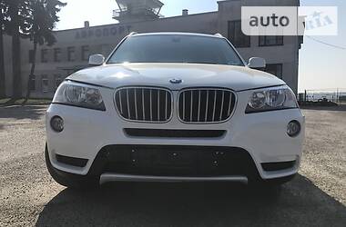 Позашляховик / Кросовер BMW X3 2012 в 