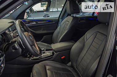 Позашляховик / Кросовер BMW X3 2018 в 