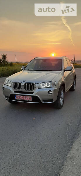 Внедорожник / Кроссовер BMW X3 2011 в Кременце