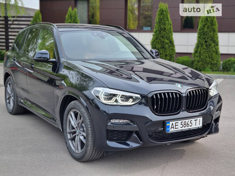 Позашляховик / Кросовер BMW X3 2021 в 