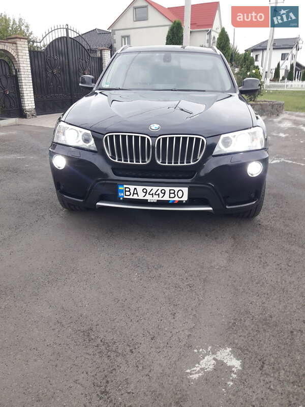 Позашляховик / Кросовер BMW X3 2011 в Новоархангельську