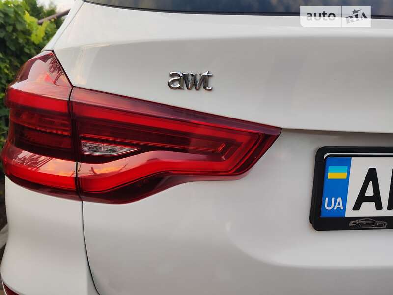 Внедорожник / Кроссовер BMW X3 2018 в Звягеле