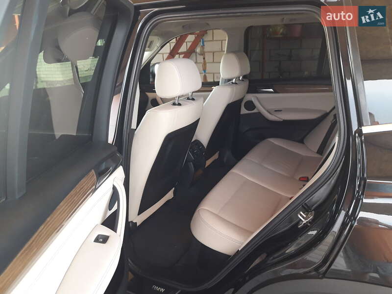 Позашляховик / Кросовер BMW X3 2011 в Новоархангельську