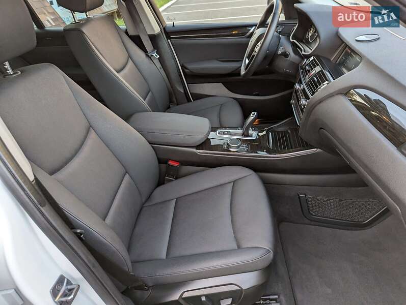 Внедорожник / Кроссовер BMW X3 2017 в Киеве