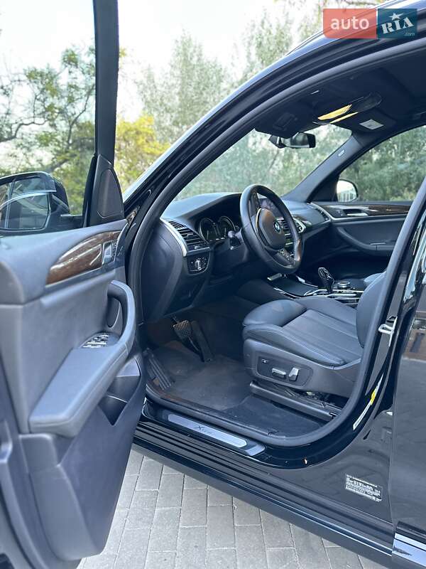 Внедорожник / Кроссовер BMW X3 2018 в Одессе