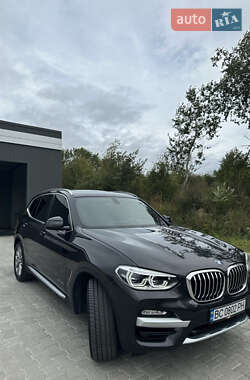 Внедорожник / Кроссовер BMW X3 2017 в 