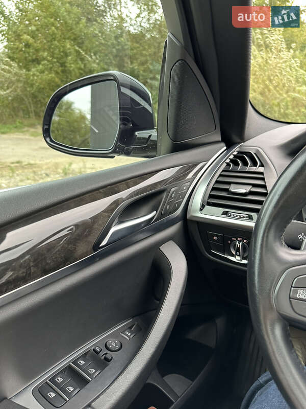 Внедорожник / Кроссовер BMW X3 2017 в Львове