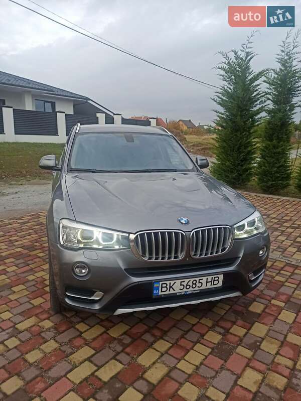 Внедорожник / Кроссовер BMW X3 2014 в Ровно