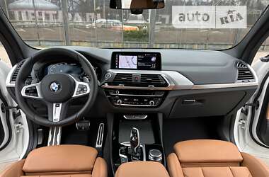 Позашляховик / Кросовер BMW X3 2020 в 