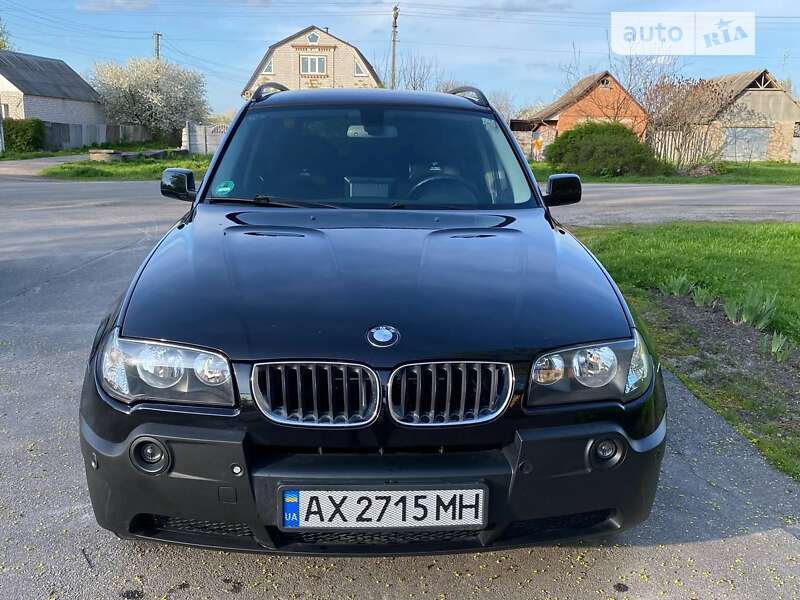 Внедорожник / Кроссовер BMW X3 2005 в Краснограде