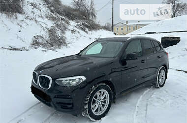 Внедорожник / Кроссовер BMW X3 2019 в Киеве