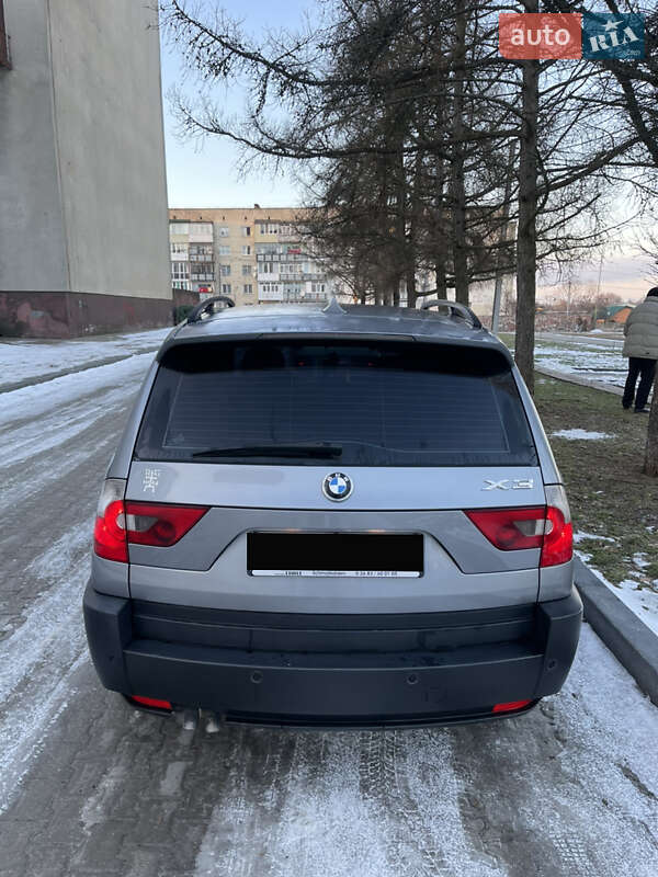Внедорожник / Кроссовер BMW X3 2005 в Звягеле