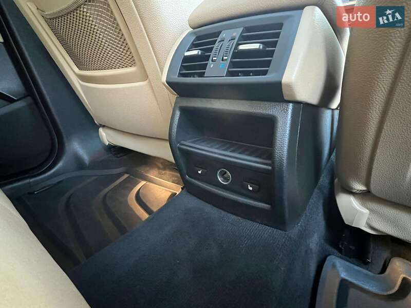 Внедорожник / Кроссовер BMW X3 2015 в Львове