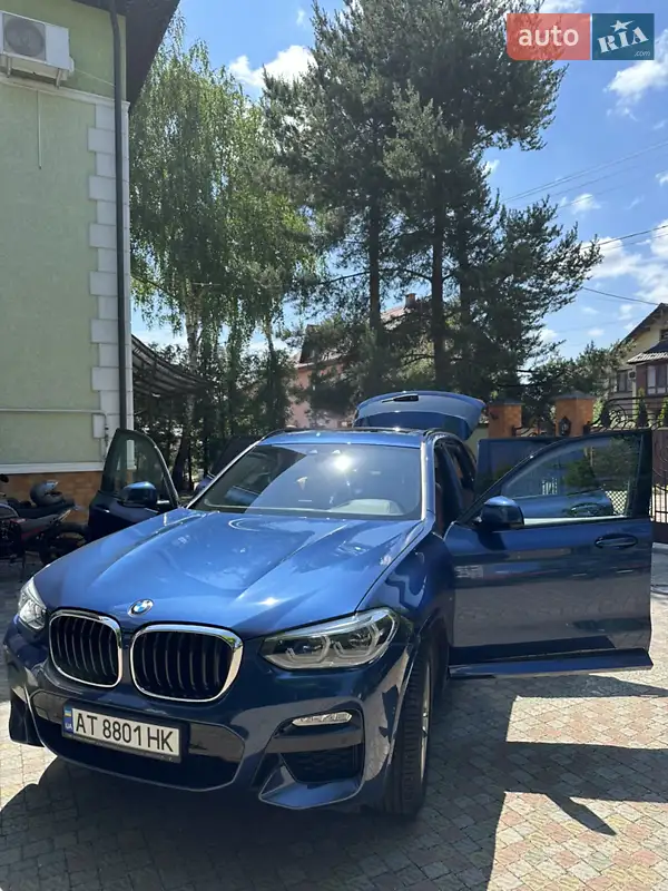 Внедорожник / Кроссовер BMW X3 2018 в 