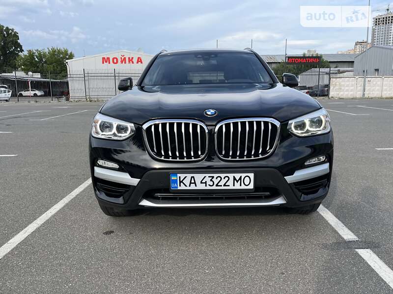 Внедорожник / Кроссовер BMW X3 2020 в Киеве