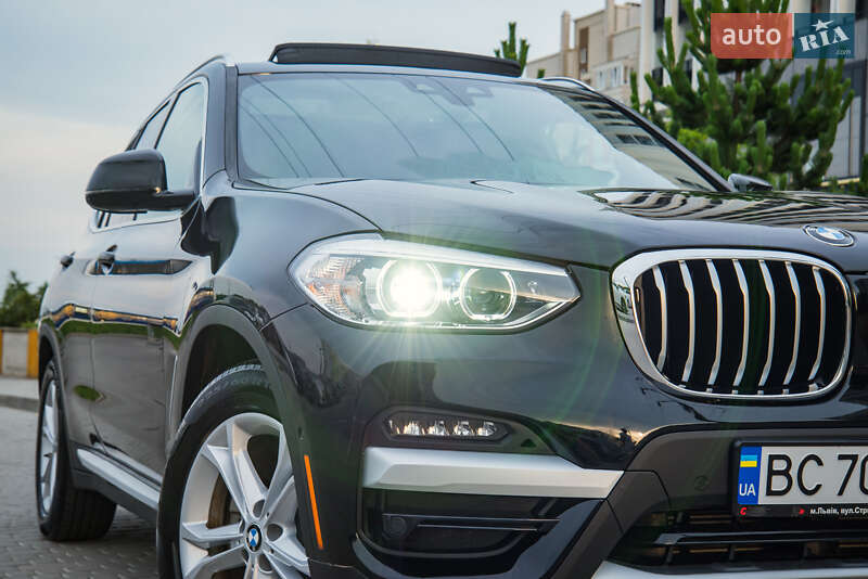 Позашляховик / Кросовер BMW X3 2019 в Львові