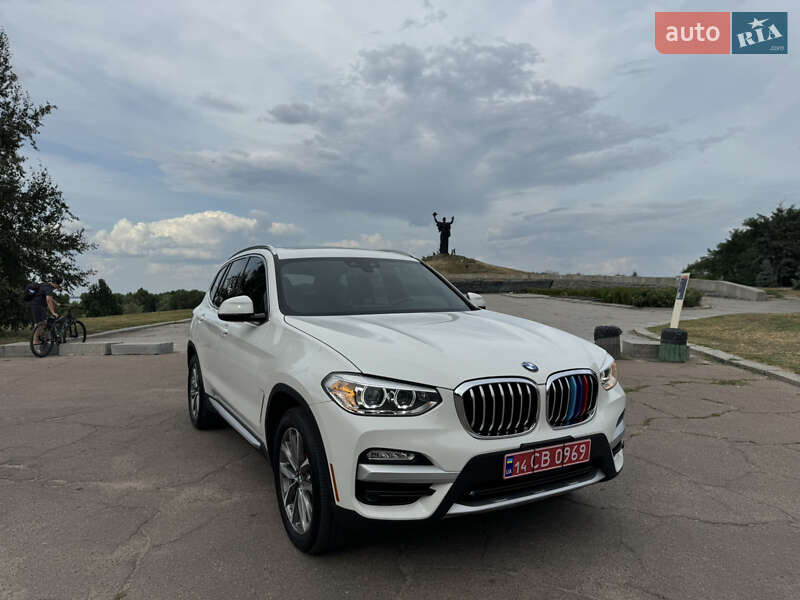 Внедорожник / Кроссовер BMW X3 2019 в Черкассах