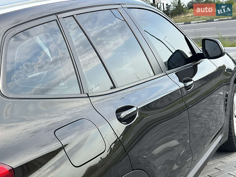 Внедорожник / Кроссовер BMW X3 2018 в Днепре фото 45 Внедорожник / Кроссовер BMW X3 2018 в Днепре