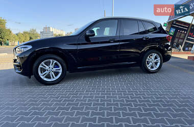 Внедорожник / Кроссовер BMW X3 2019 в 