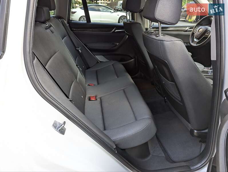 Внедорожник / Кроссовер BMW X3 2017 в Киеве