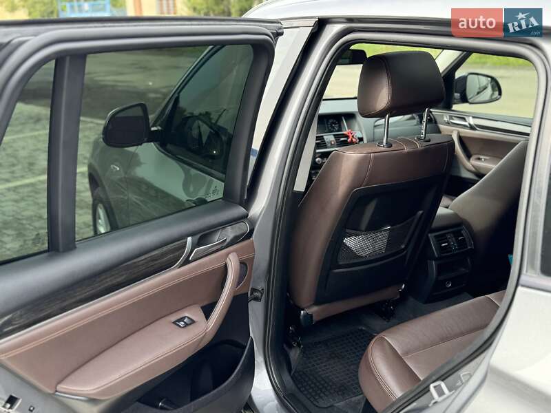 Внедорожник / Кроссовер BMW X3 2016 в Ужгороде