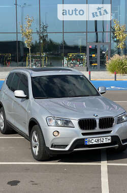 Внедорожник / Кроссовер BMW X3 2014 в Новояворовске