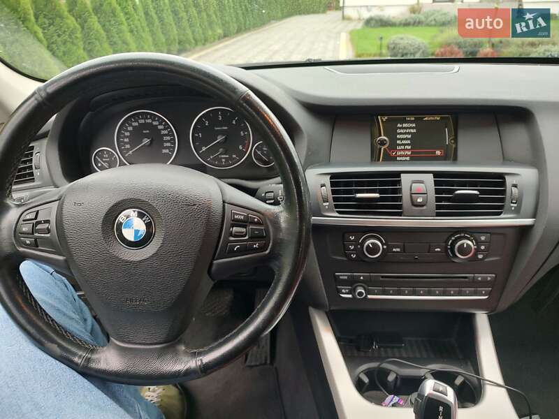 Внедорожник / Кроссовер BMW X3 2012 в 