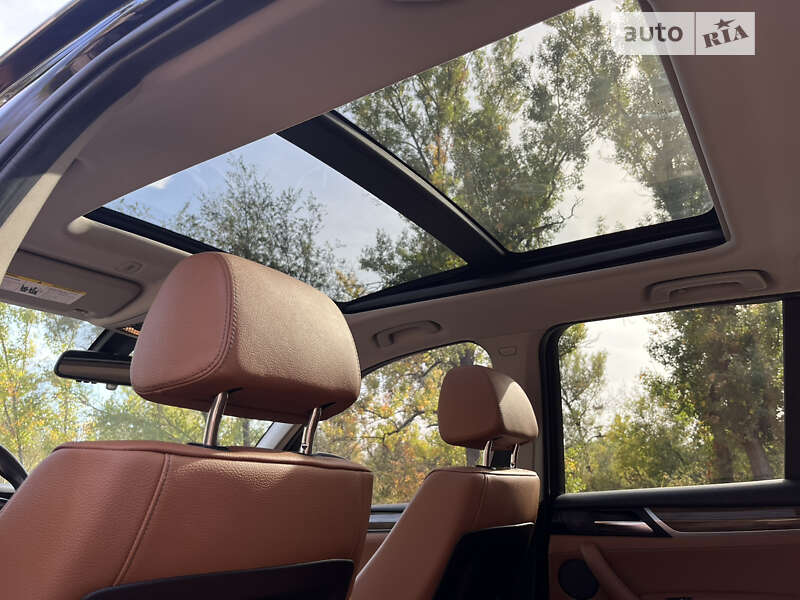 Внедорожник / Кроссовер BMW X3 2014 в Киеве