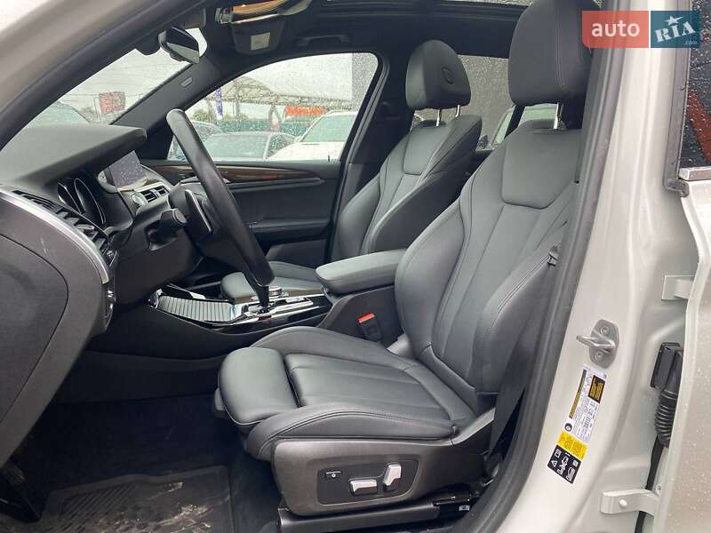 Внедорожник / Кроссовер BMW X3 2020 в Львове