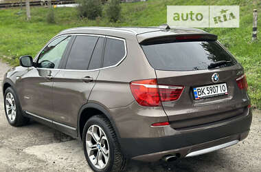 Позашляховик / Кросовер BMW X3 2011 в 