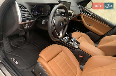 Позашляховик / Кросовер BMW X3 2021 в 