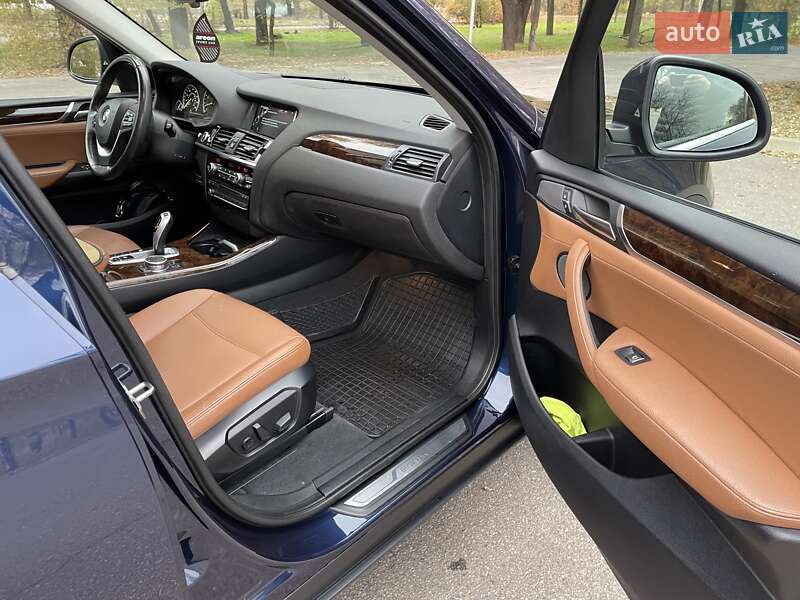 Внедорожник / Кроссовер BMW X3 2015 в Запорожье