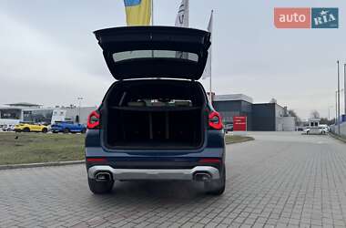 Позашляховик / Кросовер BMW X3 2021 в 