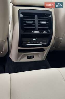 Позашляховик / Кросовер BMW X3 2021 в 