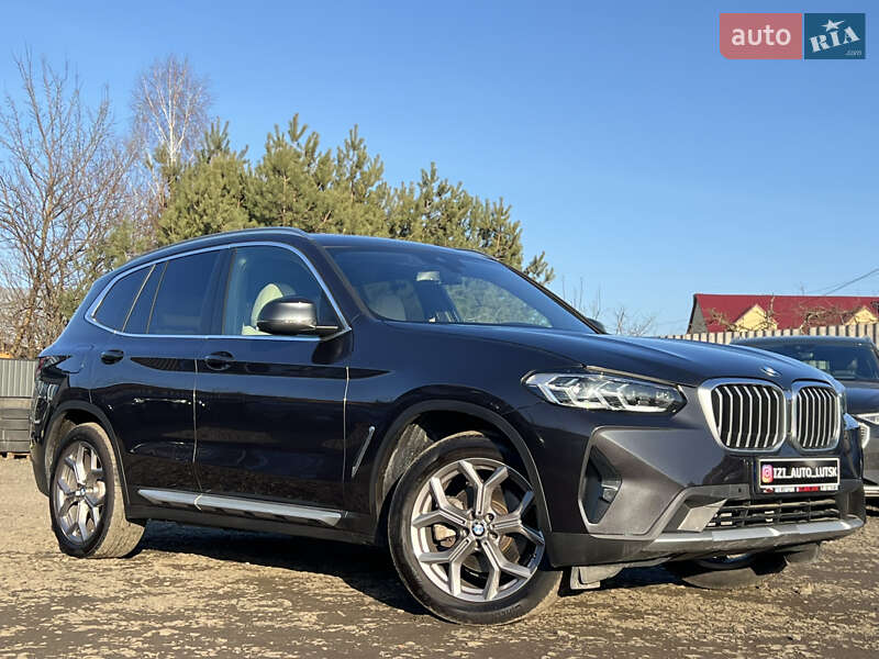 Внедорожник / Кроссовер BMW X3 2022 в Луцке