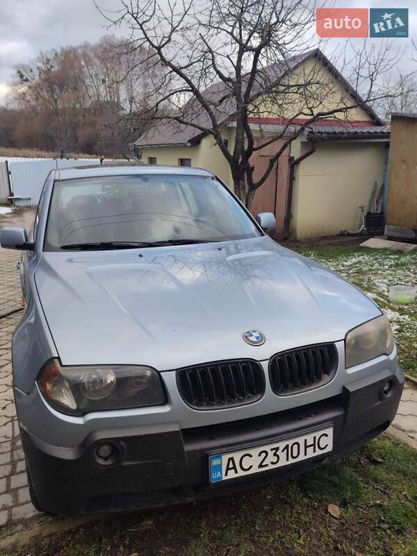 Позашляховик / Кросовер BMW X3 2004 в Луцьку