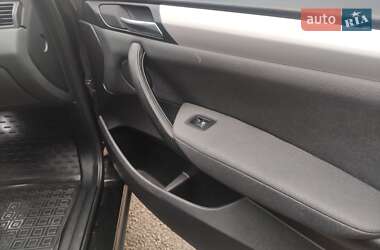 Внедорожник / Кроссовер BMW X3 2012 в 