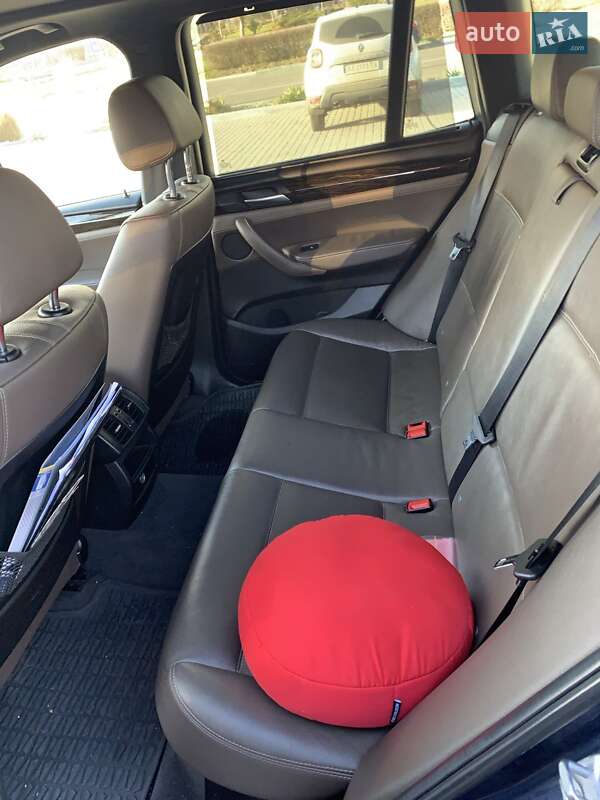 Внедорожник / Кроссовер BMW X3 2013 в Одессе