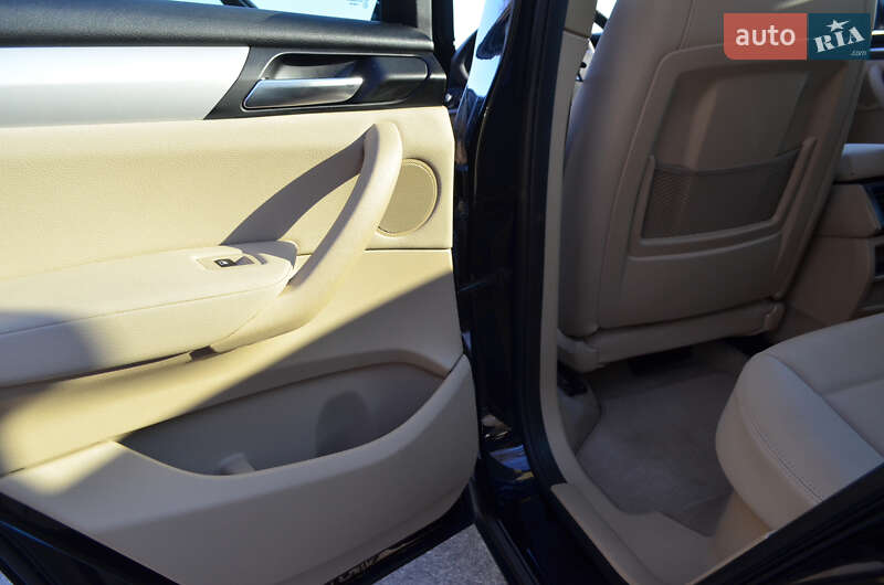 Внедорожник / Кроссовер BMW X3 2013 в Киеве