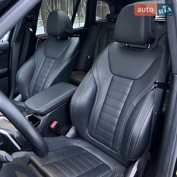 Внедорожник / Кроссовер BMW X3 2021 в Львове