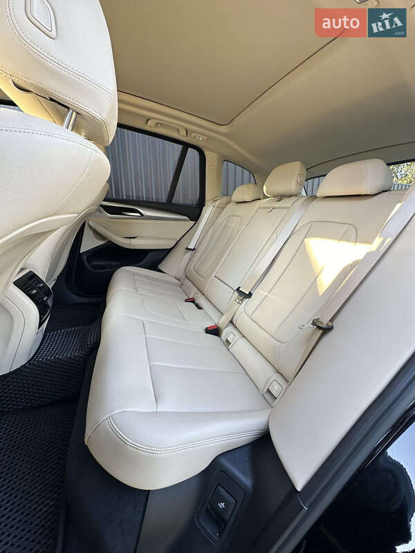 Внедорожник / Кроссовер BMW X3 2018 в Ивано-Франковске