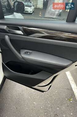 Внедорожник / Кроссовер BMW X3 2013 в 