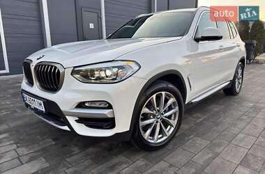 Внедорожник / Кроссовер BMW X3 2019 в 