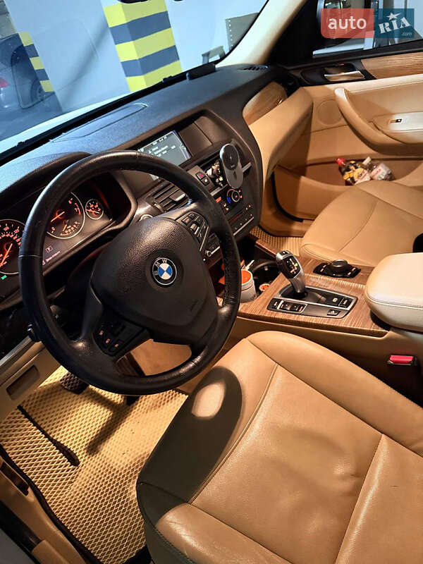 Внедорожник / Кроссовер BMW X3 2014 в Одессе