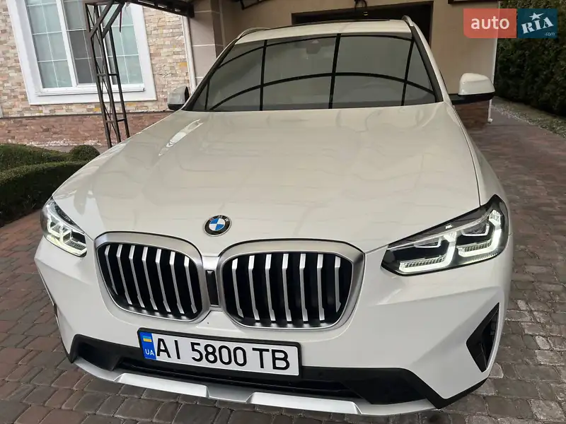 Позашляховик / Кросовер BMW X3 2023 в 